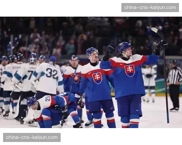 芬兰男子冰球队6-1大胜斯洛伐克，夺得米兰冬奥会铜牌